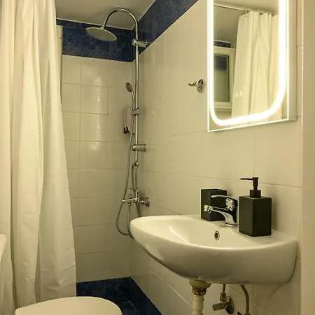 Downtown Comfort 1 아파트 *