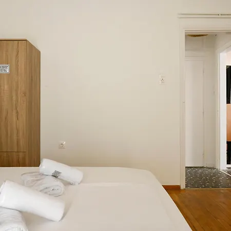 Downtown Comfort 1 *