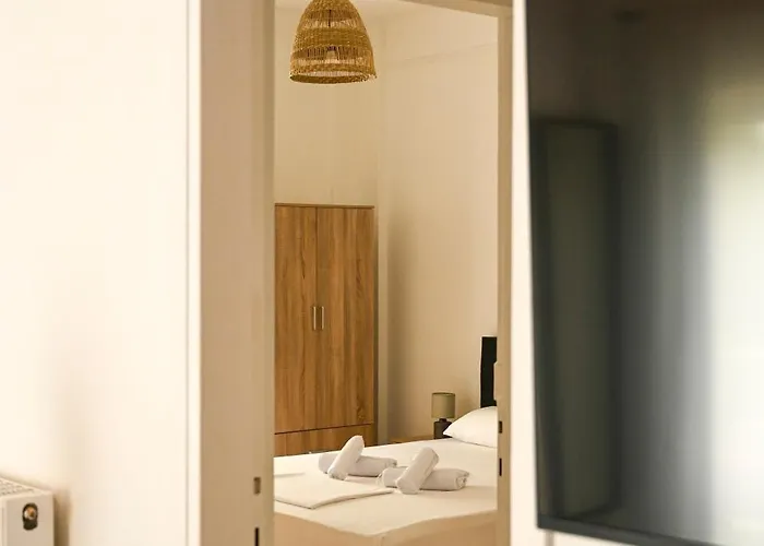 Downtown Comfort 1 *