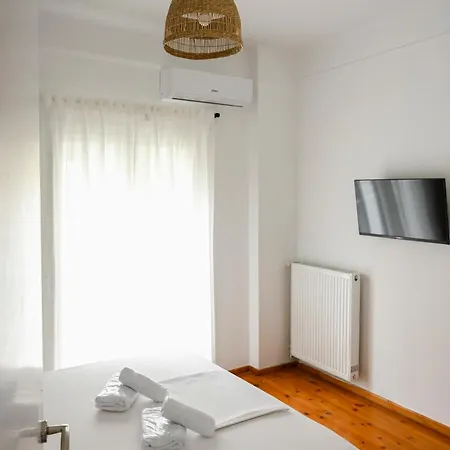 Downtown Comfort 1 *