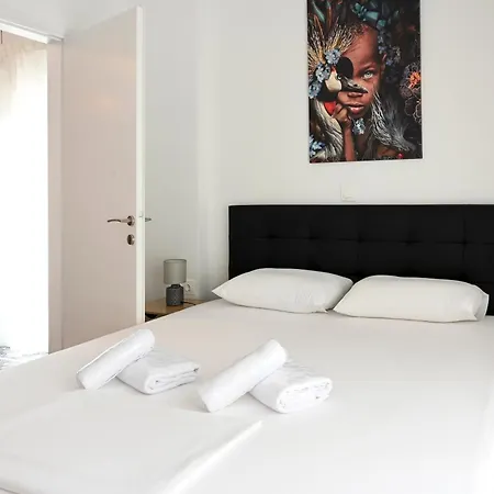 Downtown Comfort 1 * Selanik