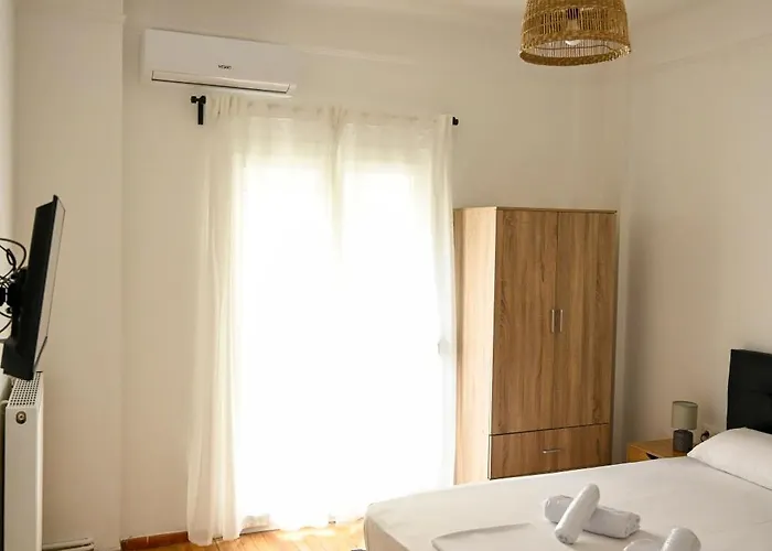 Downtown Comfort 1 *